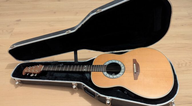 Ovation Gitarre